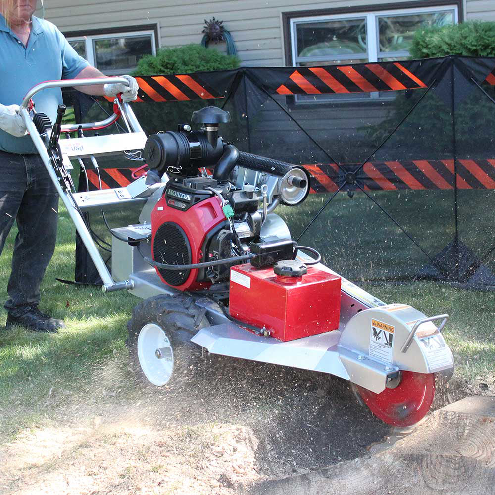 Dosko 691SP-20HE stump grinder rear view